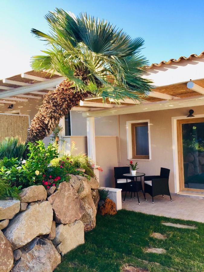 テウラーダ Acquamaris Tuerredda Bed & Breakfast エクステリア 写真